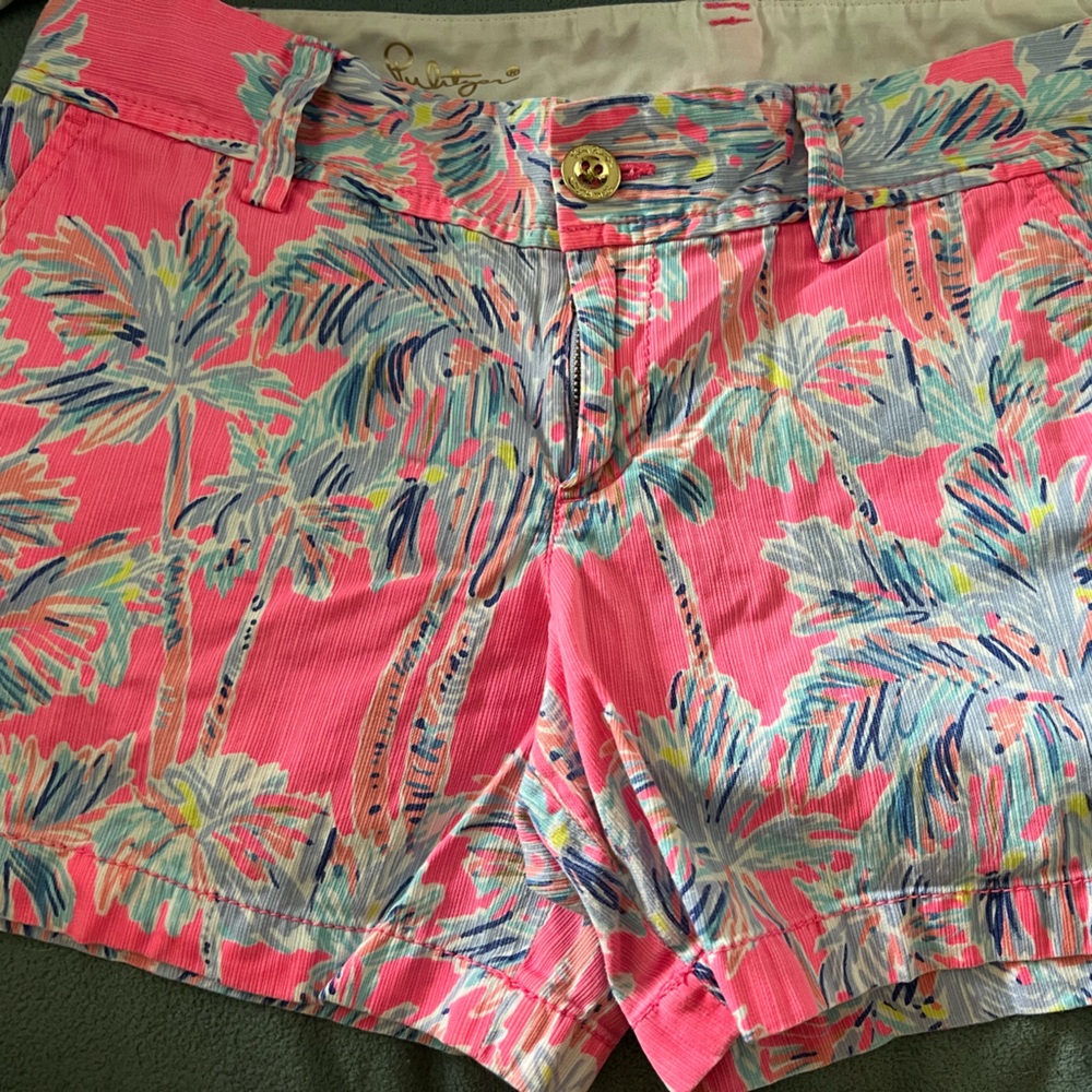 Lilly Pulitzer size 8 buttercup shorts